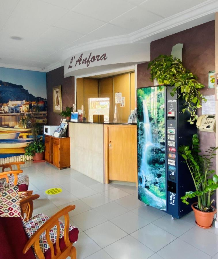 Hostal L'Anfora Denia Eksteriør bilde