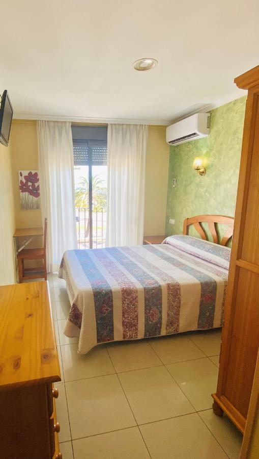 Hostal L'Anfora Denia Eksteriør bilde