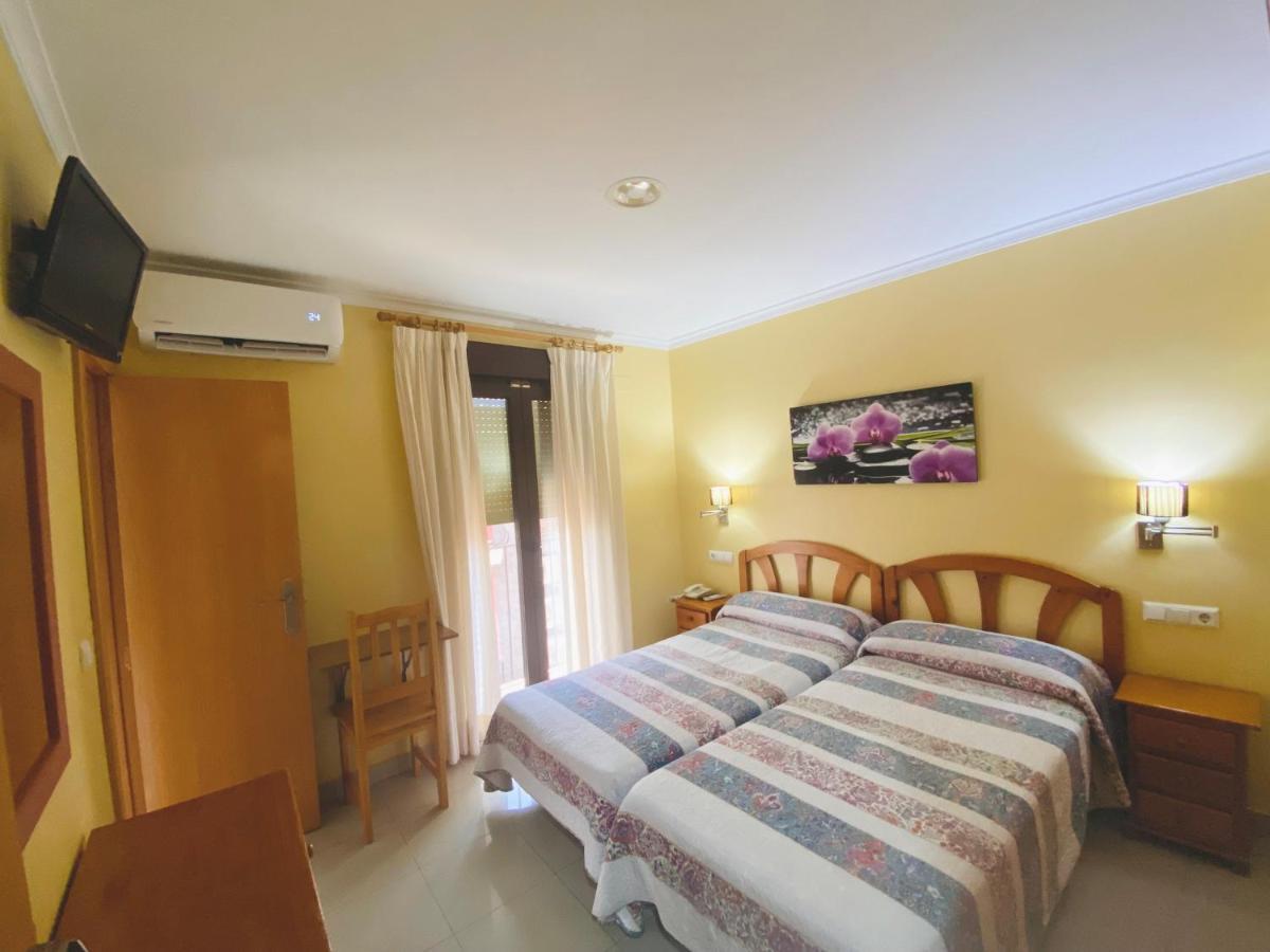 Hostal L'Anfora Denia Eksteriør bilde