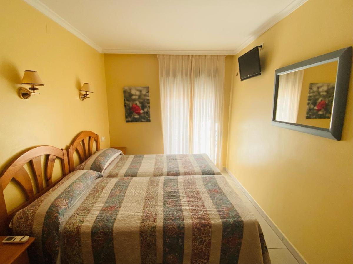 Hostal L'Anfora Denia Eksteriør bilde