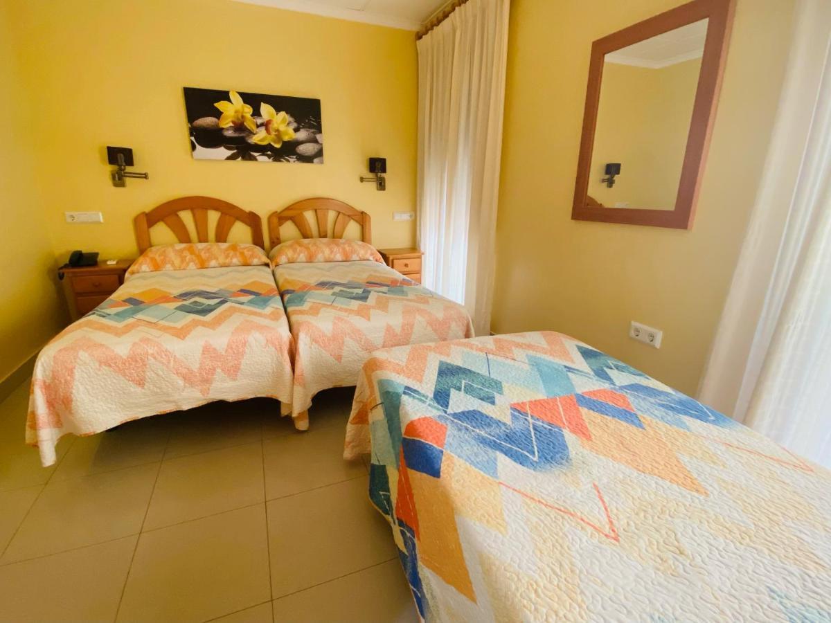 Hostal L'Anfora Denia Eksteriør bilde
